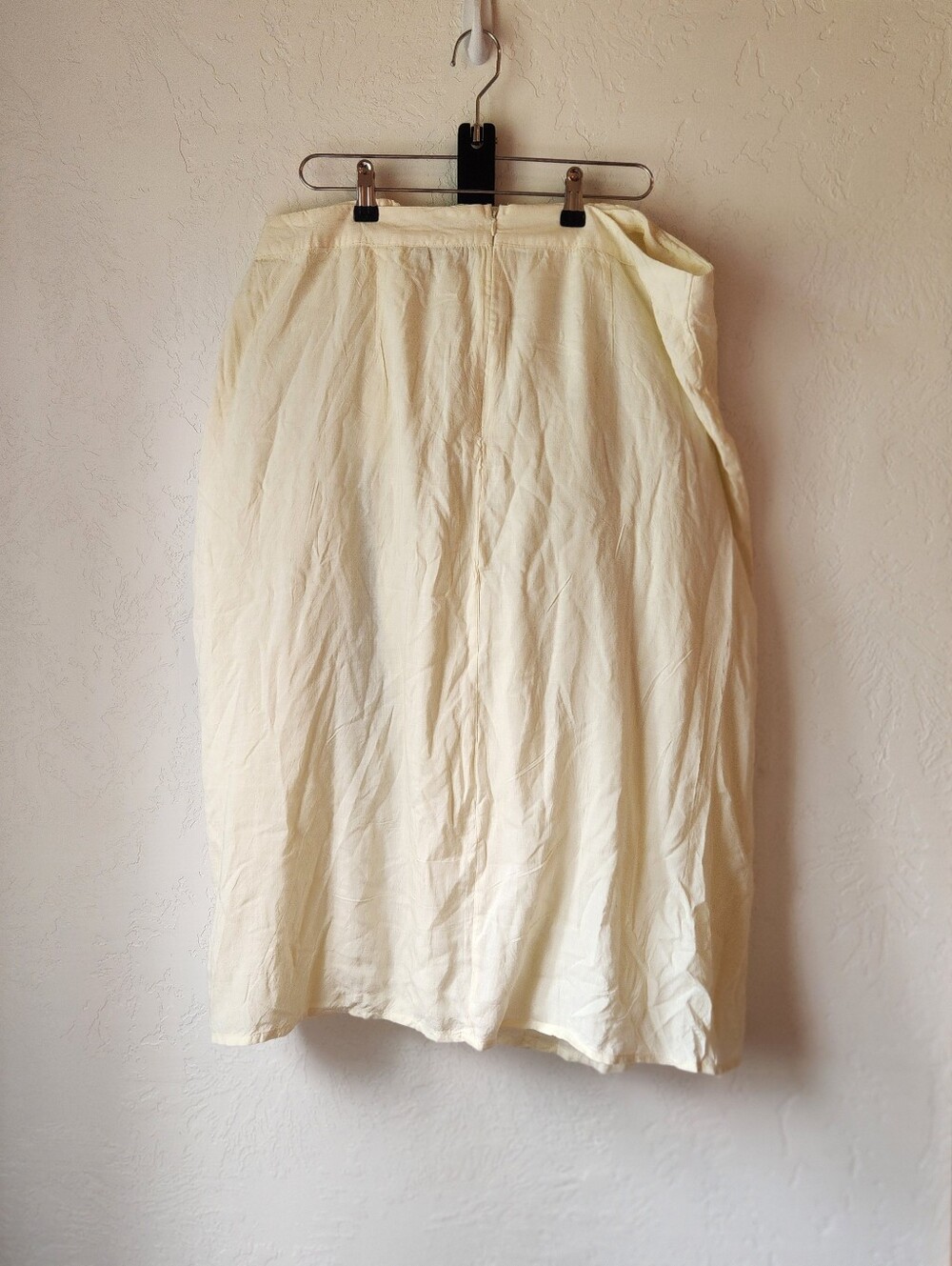 ASOS Curve Drapey Side Slit Button Skirt - Picture 3 of 7